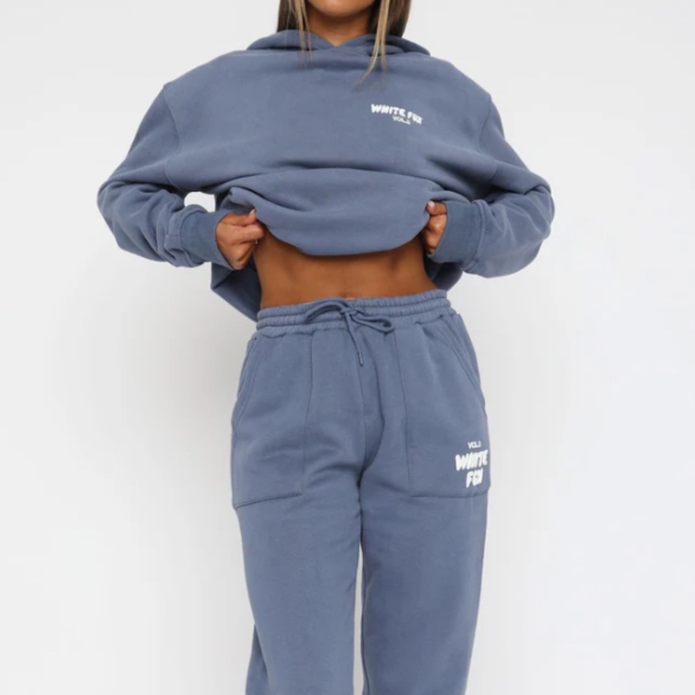 S/M White Fox Offstage Sweatset in Ocean